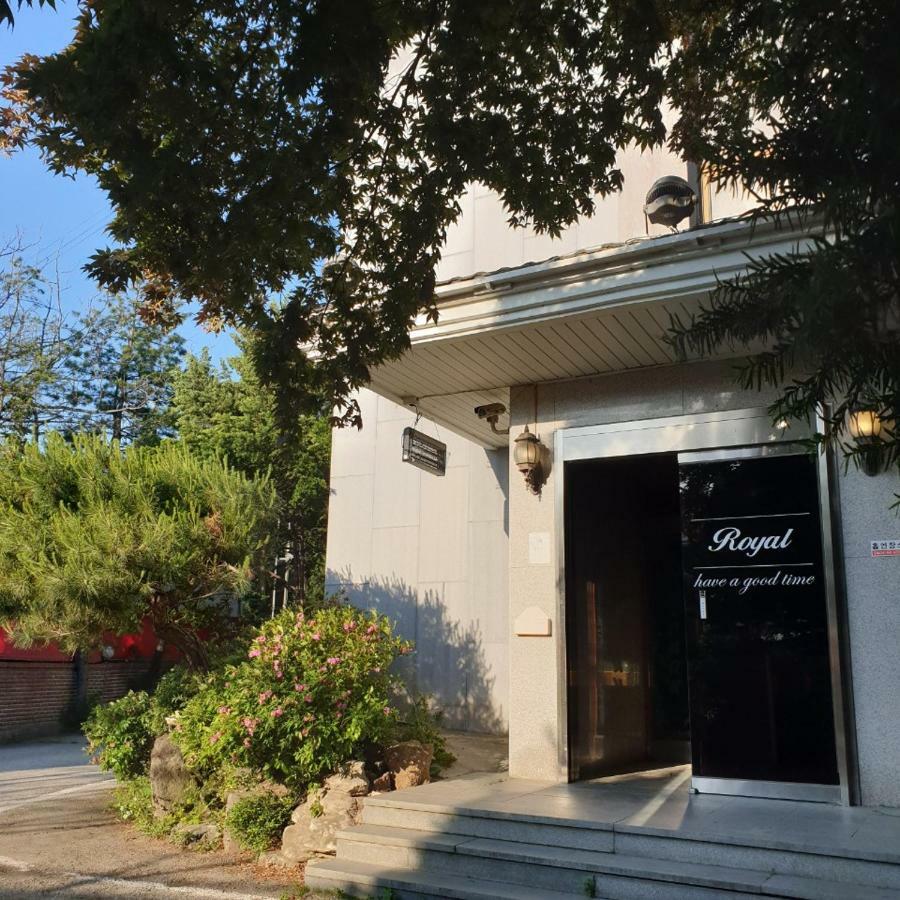 Pocheon Royal Hotel ภายนอก รูปภาพ