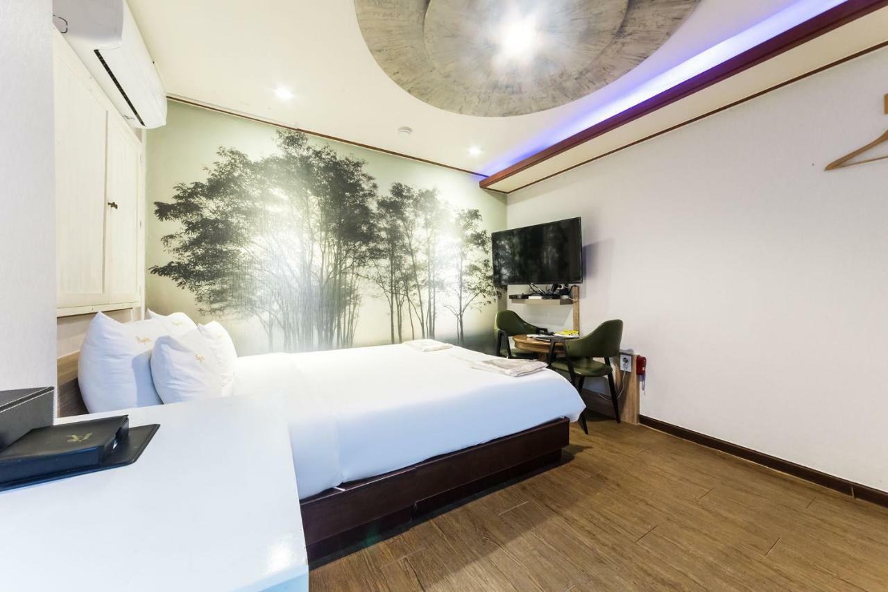 Pocheon Royal Hotel ภายนอก รูปภาพ